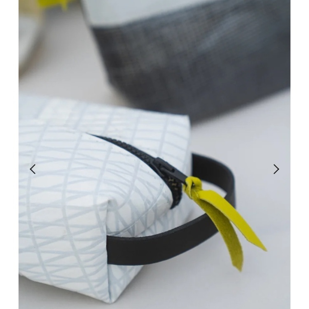 Landfall Leather Works The Dopp Kit NWT Toiletry Bag Upcycled Sails - Picture 2 of 7